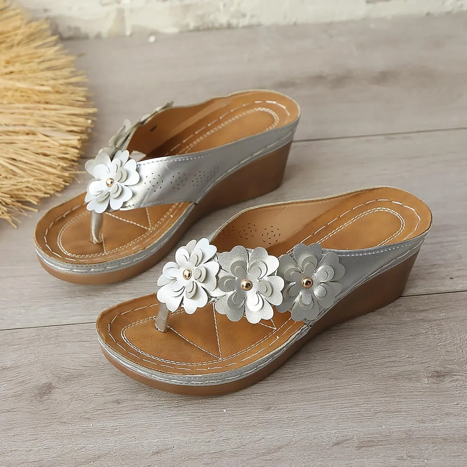 Sandals for Women Comfortable Wedge Platform Flip Flops Flat Open Toe Silppers Dressy Casual Walking Shoes Chic Flower Beach Vacation Sandals with Arch Support