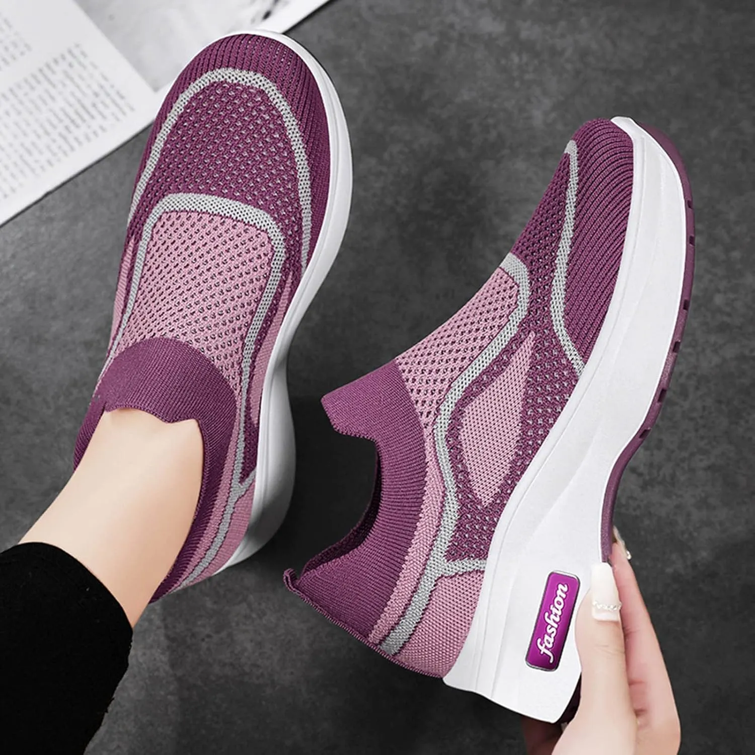 Women Lightweight Slip On Sneakers Casual Walking Shoes Comfortable Canvas Flats Non Slip Elastic Loafers