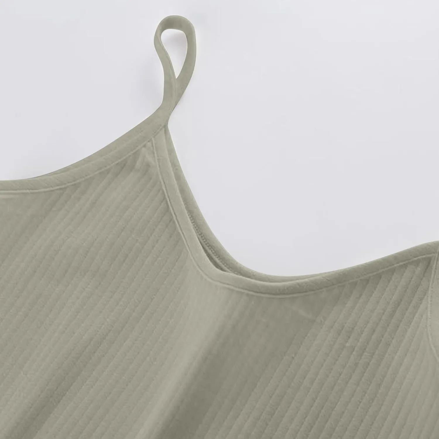 Women's Sleeveless Tank Top Slim-Fit Knit V-Neck Layering Cami Shirts Casual Vest Blouse Basic Tees Undershirts