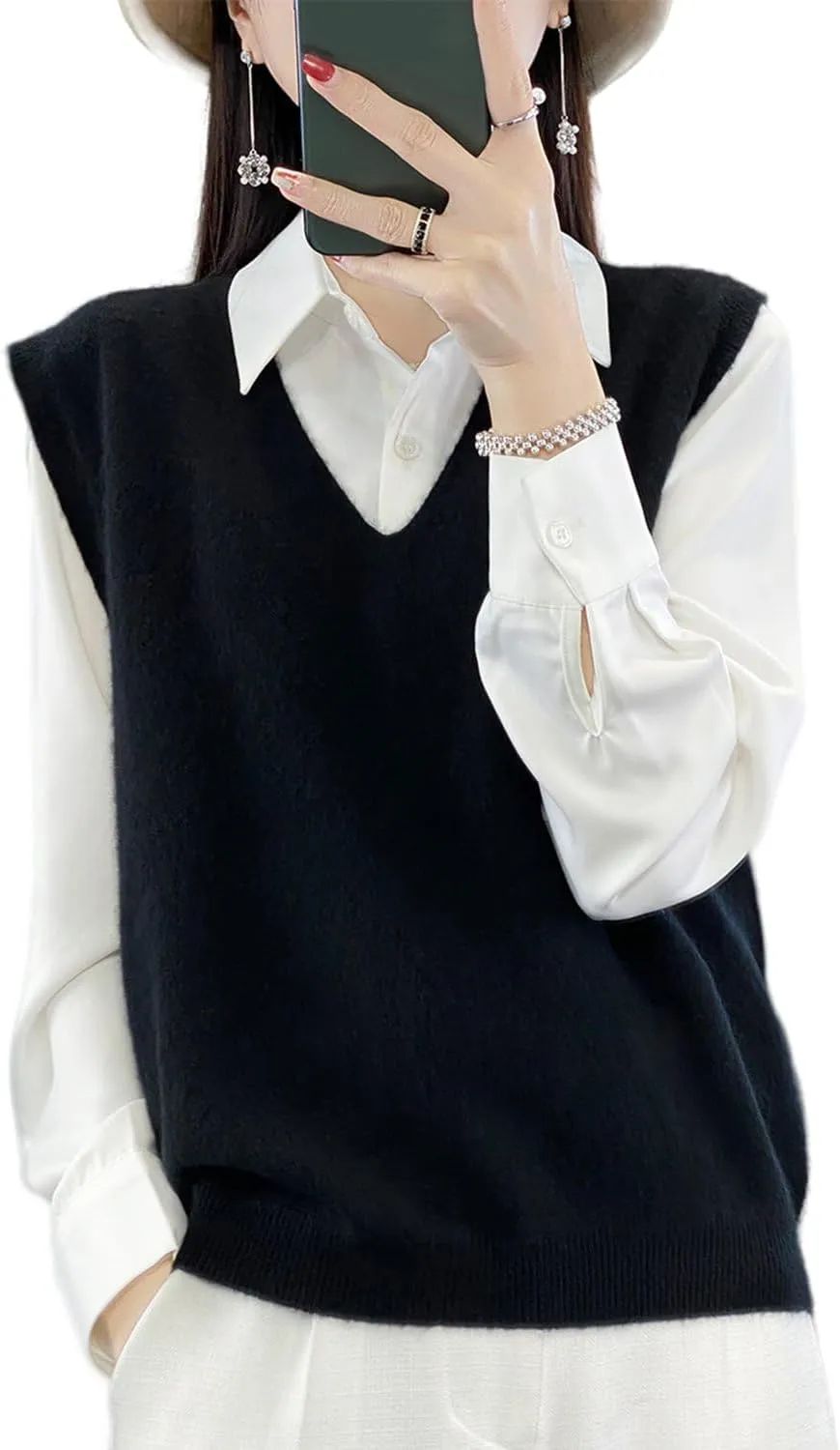 Women's V-Neck Knit Sweater Vest 100% Merino Wool Lightweight Sleeveless Pullover Basic Vest Short Tops
